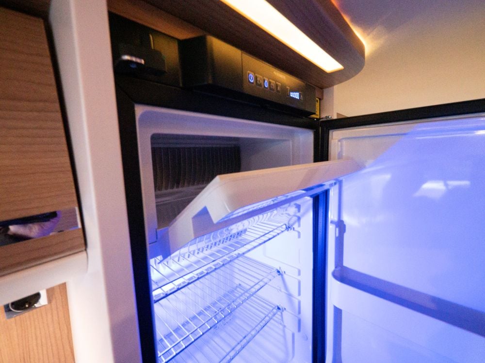 Malibu Carthago-MALIBU VAN 640 LE *Automat *Långbäddar *Solcell-(2017)