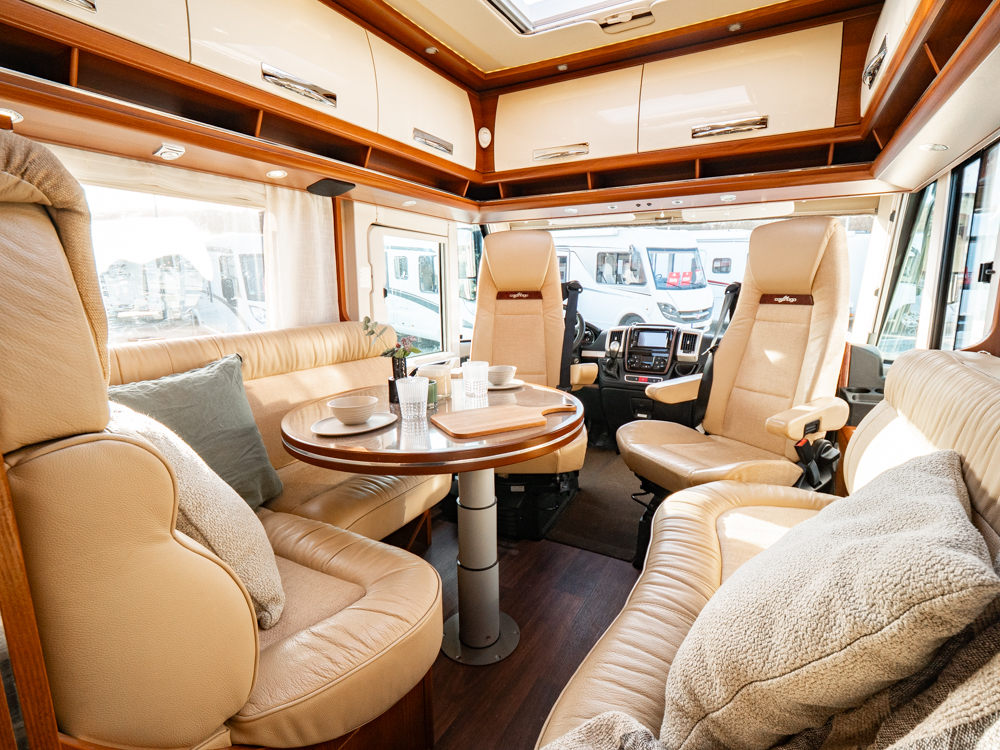 Carthago-CHIC E-LINE I 55 XL LINER *Långbäddar *AC bodel-(2018)