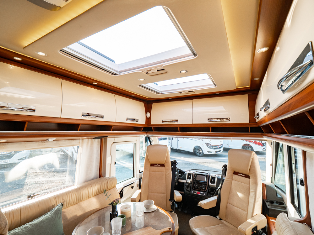 Carthago-CHIC E-LINE I 55 XL LINER *Långbäddar *AC bodel-(2018)