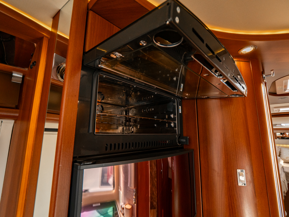 Carthago-CHIC E-LINE I 55 XL LINER *Långbäddar *AC bodel-(2018)