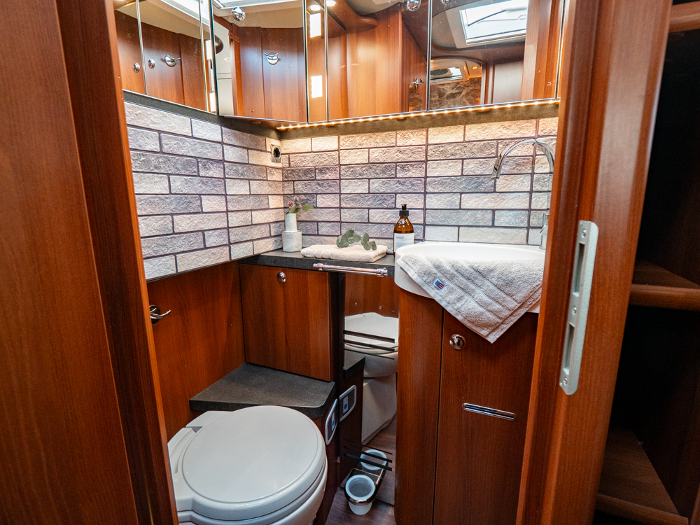 Carthago-CHIC E-LINE I 55 XL LINER *Långbäddar *AC bodel-(2018)