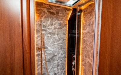 Hem 87 Carthago-CHIC E-LINE I 55 XL LINER *Långbäddar *AC bodel-(2018)