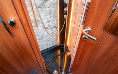 Hem 88 Carthago-CHIC E-LINE I 55 XL LINER *Långbäddar *AC bodel-(2018)