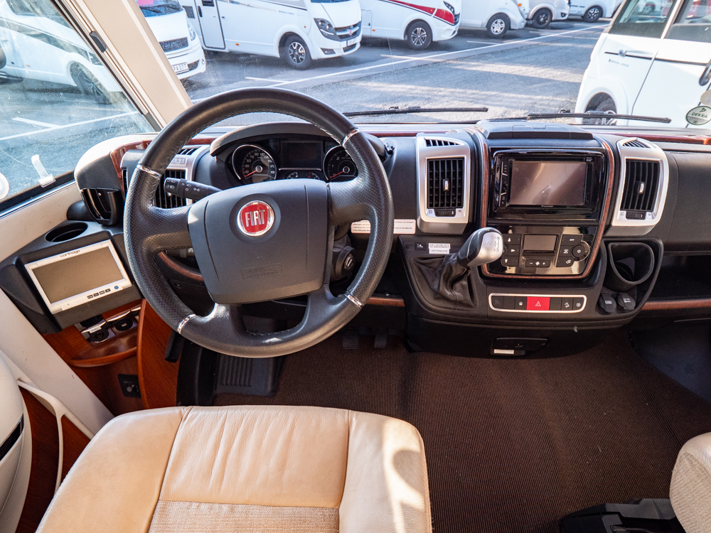 Carthago-CHIC E-LINE I 55 XL LINER *Långbäddar *AC bodel-(2018)