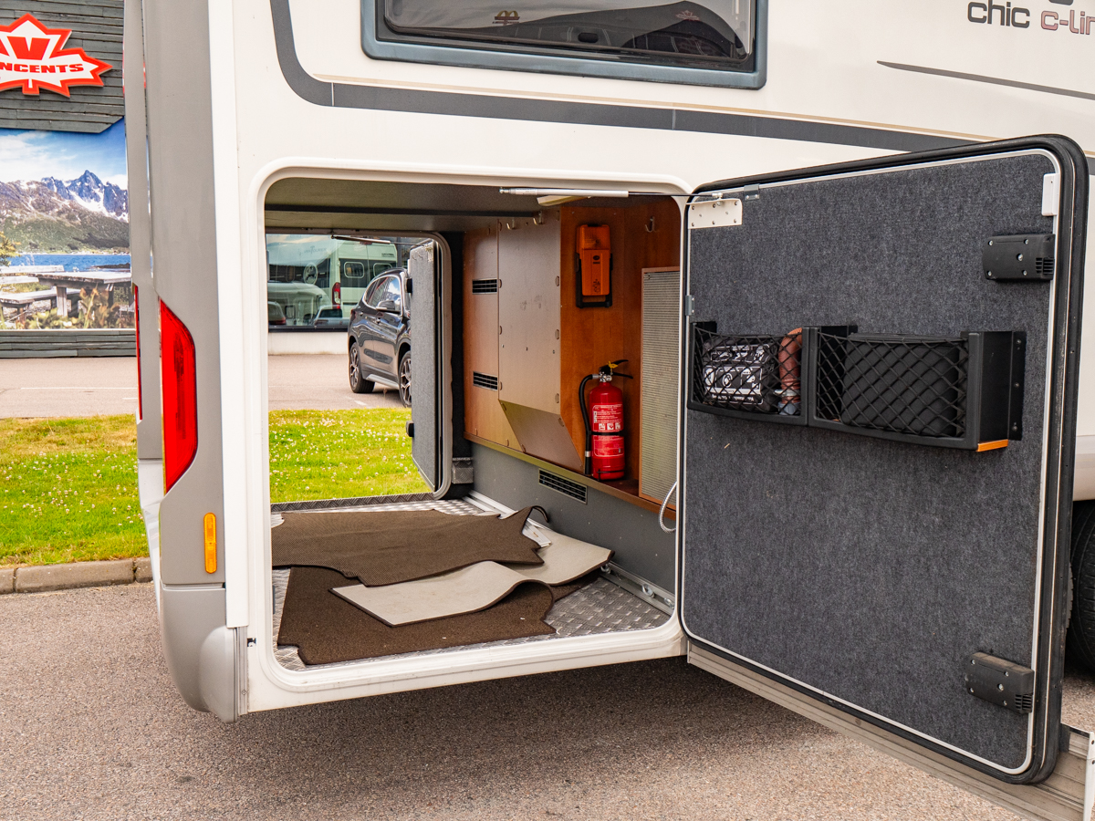 Carthago-CHIC C-LINE XL 5.5 LE *Solcell *Kamkedja *Alde-(2015)