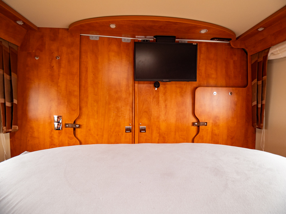 Carthago-CHIC C-LINE I 6.2 XL *Queenbädd *AC bodel-(2019)