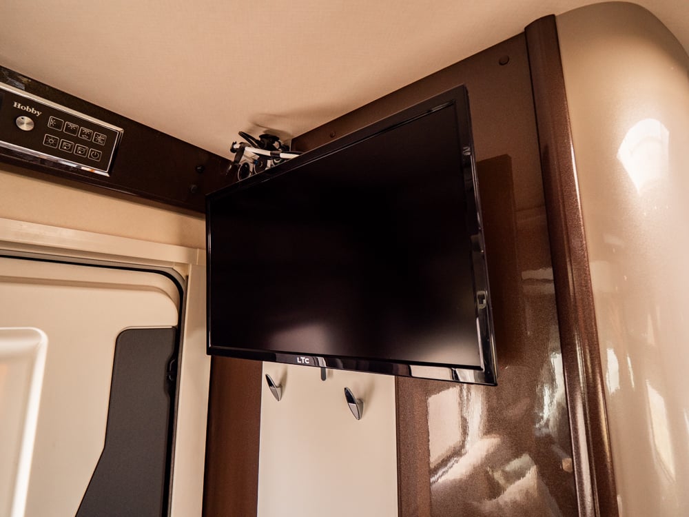 Hobby-Optima Premium T 75 HGE *AC bodel *Långbäddar-(2020)