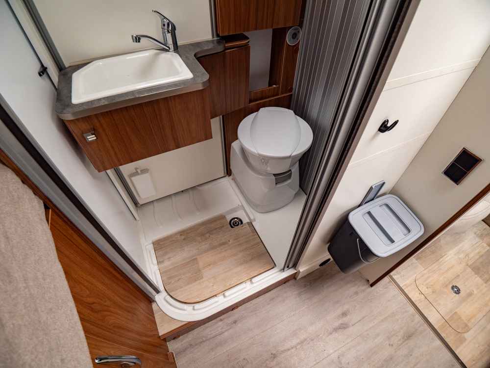 Pilote-G 600 G *Automat *Låg skatt *3500kg *Under 6m-(2019)