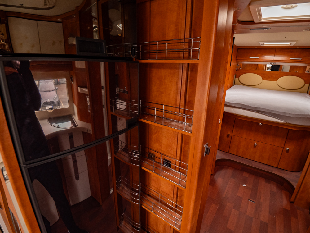 Carthago-CHIC C-LINE I 6.2 XL *Queenbädd *AC bodel-(2019)