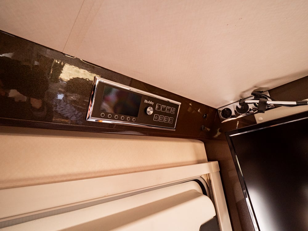 Hobby-Optima Premium T 75 HGE *AC bodel *Långbäddar-(2020)