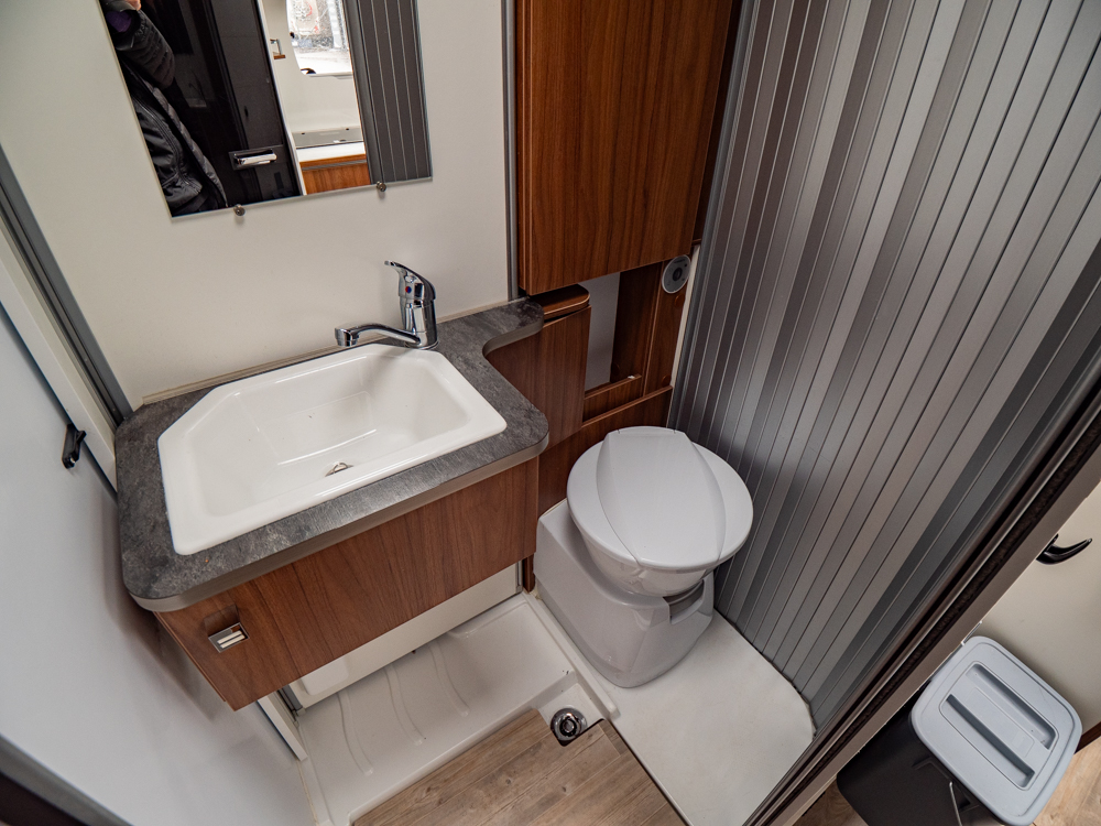 Pilote-G 600 G *Automat *Låg skatt *3500kg *Under 6m-(2019)