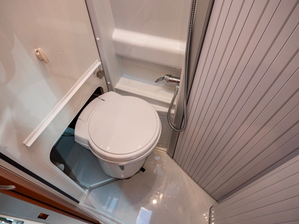 Malibu Carthago-MALIBU VAN 600 COUPE *Automat *Solceller-(2022)