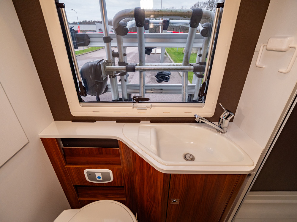 Adria-CORAL S 670 SLT *Hydrauliska stödben *ALDE-(2017)-3089784