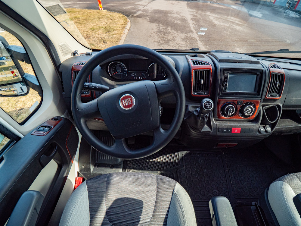 Sun Living-LIDO M 50 SL *Långbäddar *Solceller *Truma-(2017)-3081223