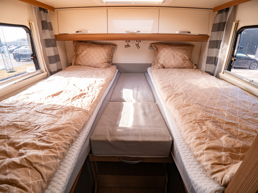 Sun Living-LIDO M 50 SL *Långbäddar *Solceller *Truma-(2017)-3081211