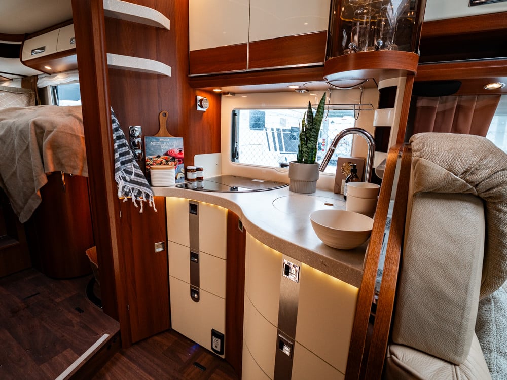 Malibu Carthago-CHIC E-LINE I 50 LINERCLASS *Hydr.stödben *Automat-(2018)-3084712