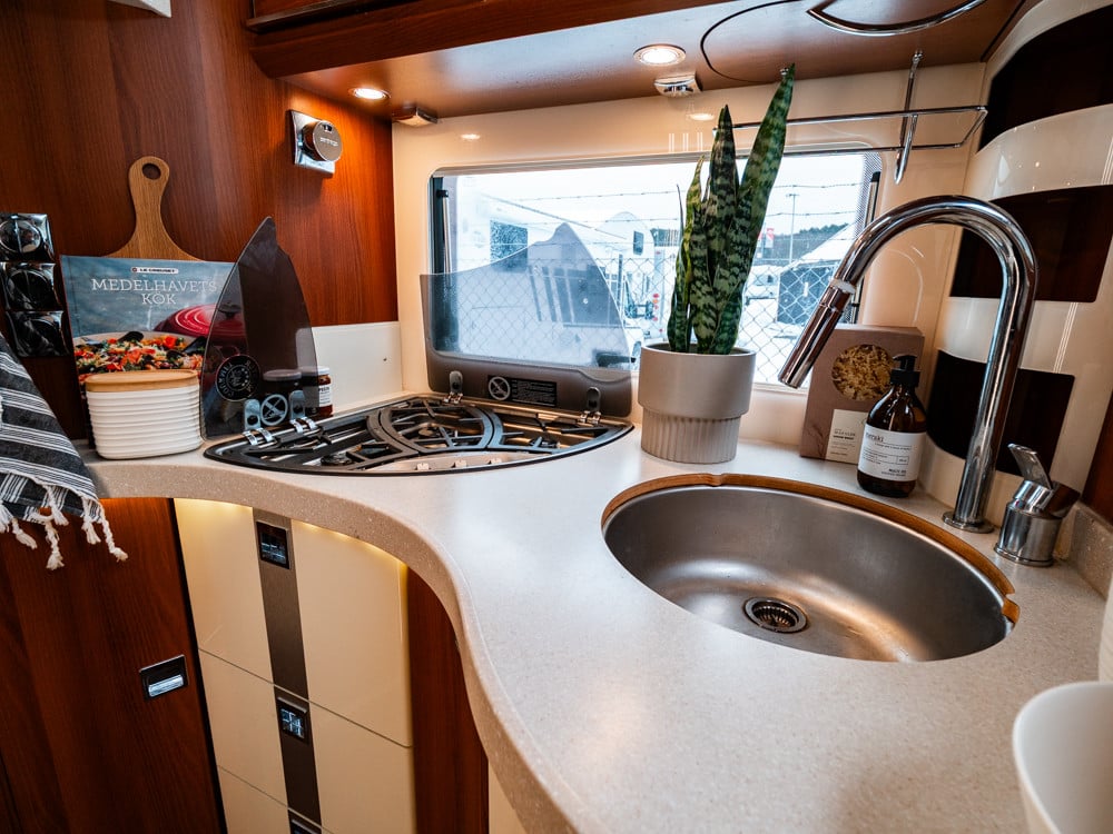 Malibu Carthago-CHIC E-LINE I 50 LINERCLASS *Hydr.stödben *Automat-(2018)-3084714