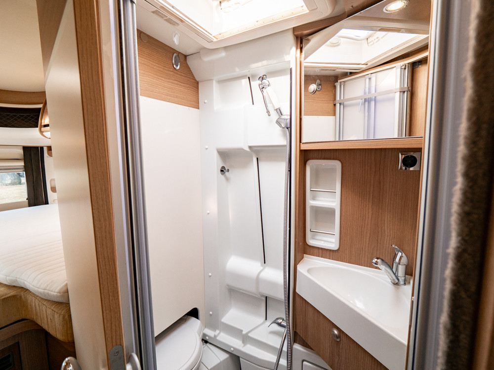 Carthago-MALIBU VAN 640 LE *Automat *Långbäddar-(2017)-3081063