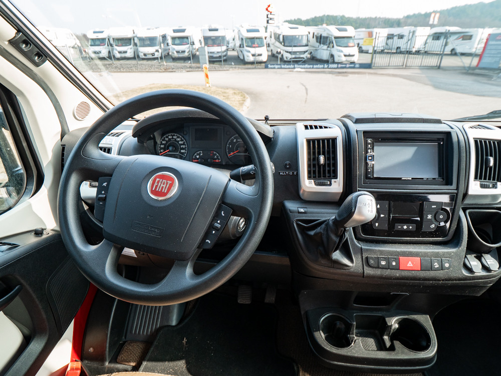 Carthago-MALIBU VAN 640 LE *Automat *Långbäddar-(2017)-3081066