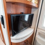 Hobby-560 LU EXCELLENT-(2015)-3066648