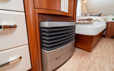 Hobby-560 LU EXCELLENT-(2015)-3066650