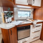 Hobby-560 LU EXCELLENT-(2015)-3066641