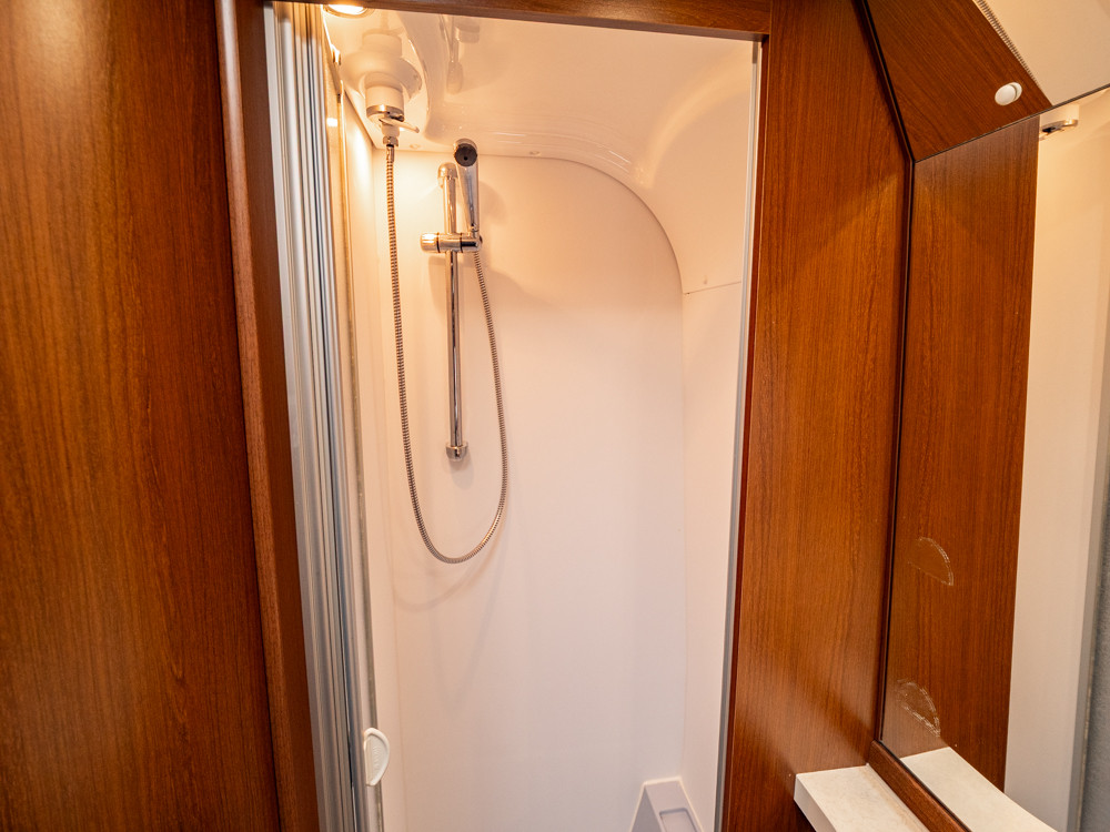 Hobby-560 WLU PRESTIGE *Långbäddar *Förtält-(2012)-3066632