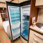 Hobby-560 WLU PRESTIGE *Långbäddar *Förtält-(2012)-3066618