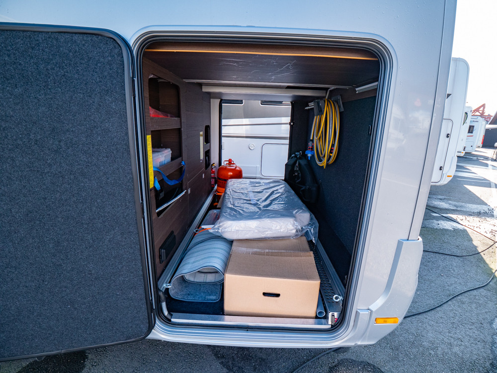 Adria-MATRIX MB 670 SL *Hydrauliska stödben *AC *ALDE-(2023)-3078490