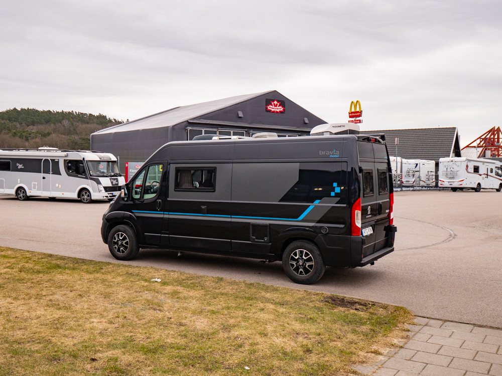 Bravia-SWAN *AC bodel *Under 6m *3500kg-(2022)-3089811