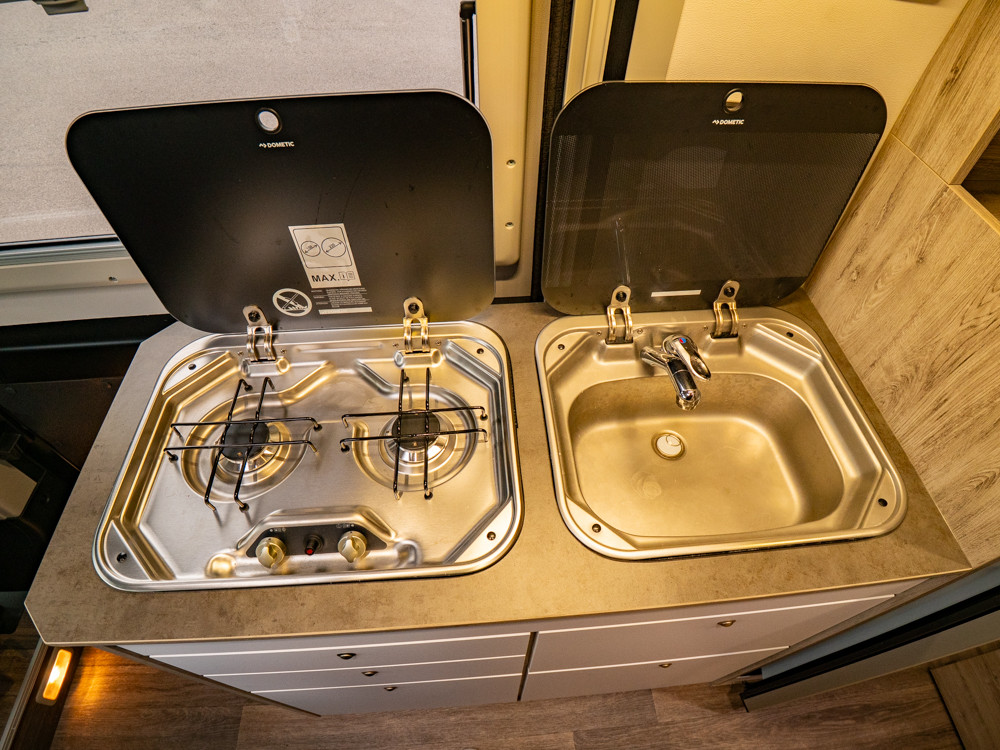 Bravia-SWAN *AC bodel *Under 6m *3500kg-(2022)-3089796