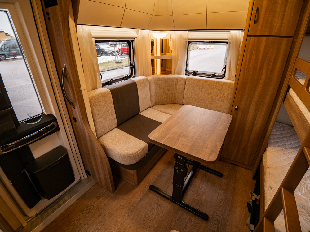 Hobby-650 KMFE EXC. EDI. *BARNKAMMARE *ALDE-(2022)-3078434