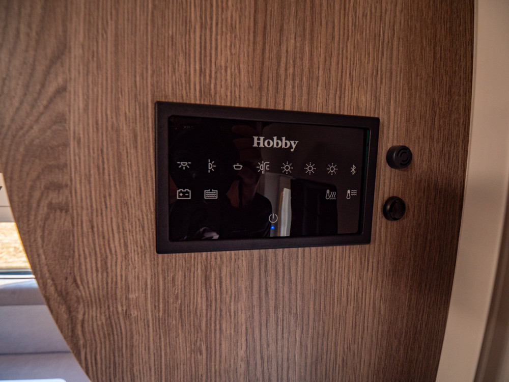 Hobby-560 FC PRESTIGE *ALDE *Elektrisk golvvärme-(2022)-3107627