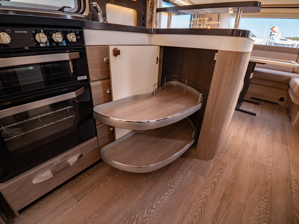 Hobby-560 FC PRESTIGE *ALDE *Elektrisk golvvärme-(2022)-3107628