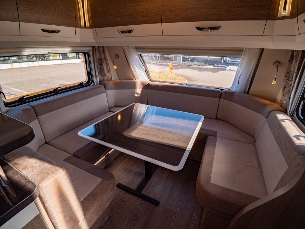 Hobby-560 FC PRESTIGE *ALDE *Elektrisk golvvärme-(2022)-3107618