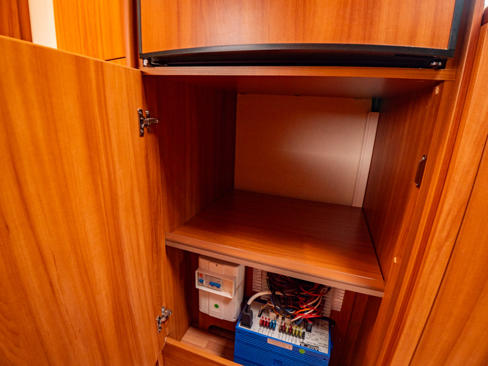 Weinsberg-R 58 *Queenbädd *AC bodel-(2014)-3095037