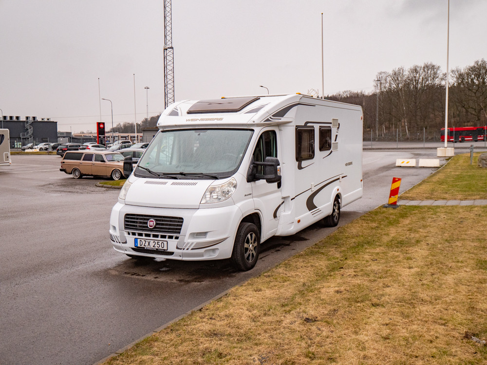 Weinsberg-R 58 *Queenbädd *AC bodel-(2014)-3095046