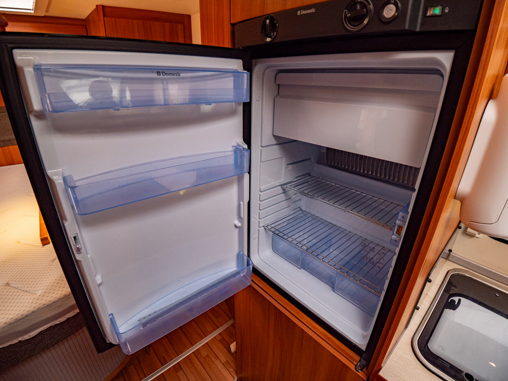 Weinsberg-R 58 *Queenbädd *AC bodel-(2014)-3095030