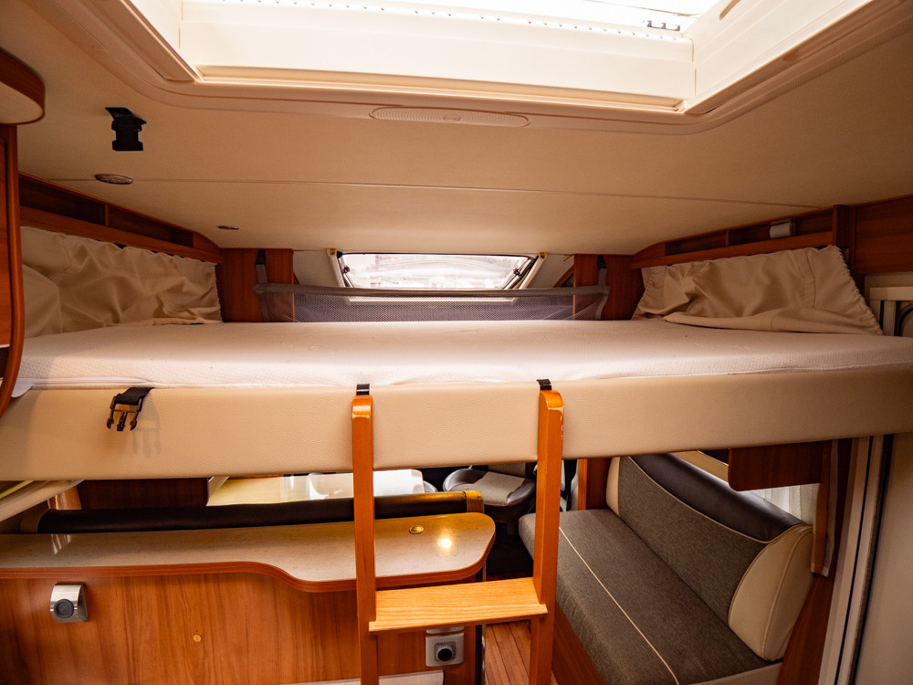 Weinsberg-R 58 *Queenbädd *AC bodel-(2014)-3095032