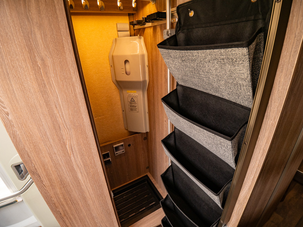 KABE-TM I 810 LB *Automat *Långbäddar *AC bodel-(2016)-3095088