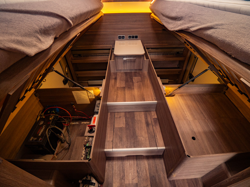 KABE-TM I 810 LB *Automat *Långbäddar *AC bodel-(2016)-3095089