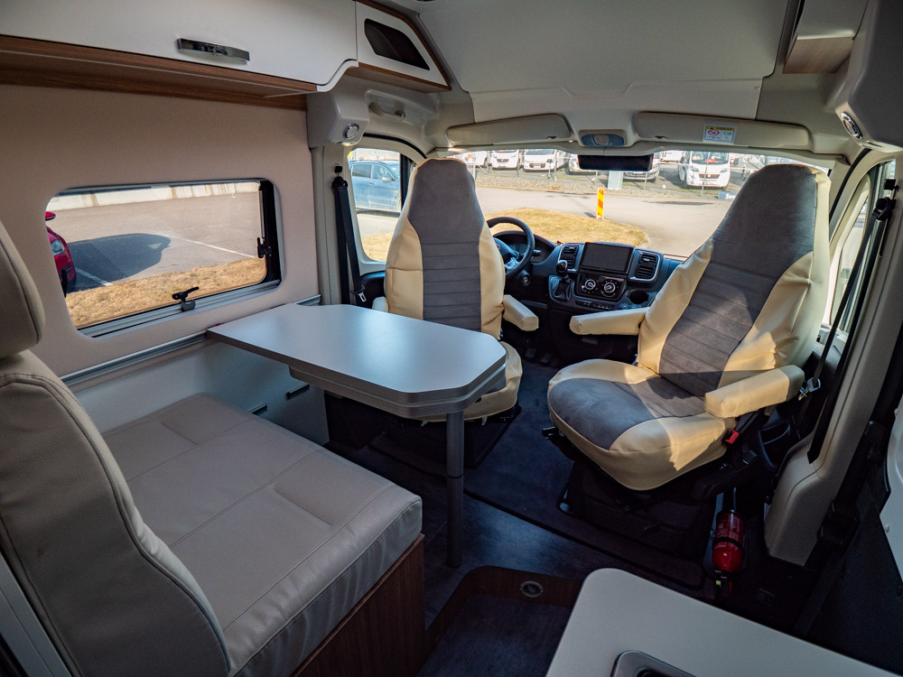 Pilote-V 600 G *Automat *Under 6m *3500kg-(2023)-3078452