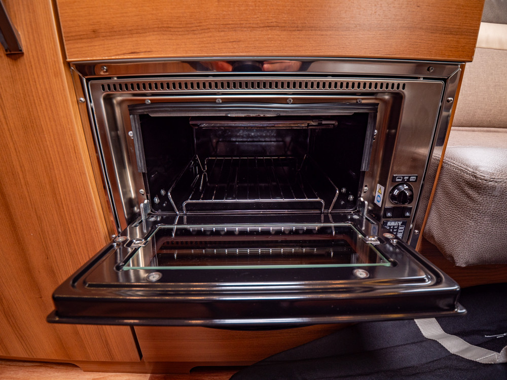 Knaus-590 UK Scandinavian edition *Förtält *AC *ALDE-(2015)-3103069