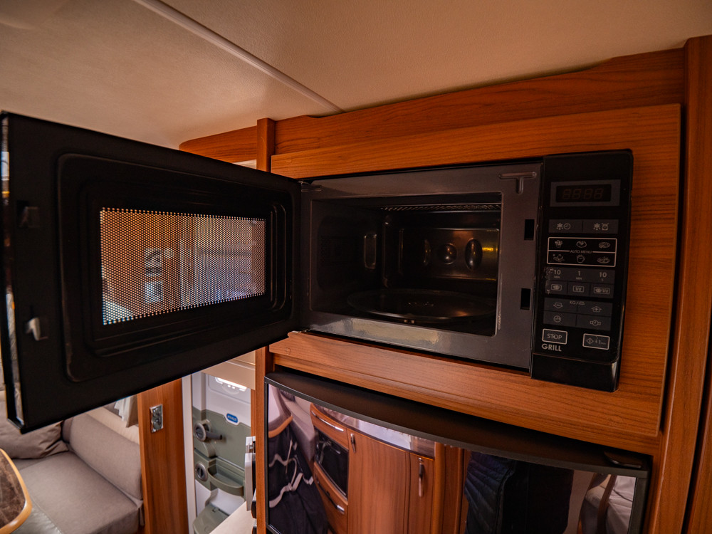 Knaus-590 UK Scandinavian edition *Förtält *AC *ALDE-(2015)-3103070