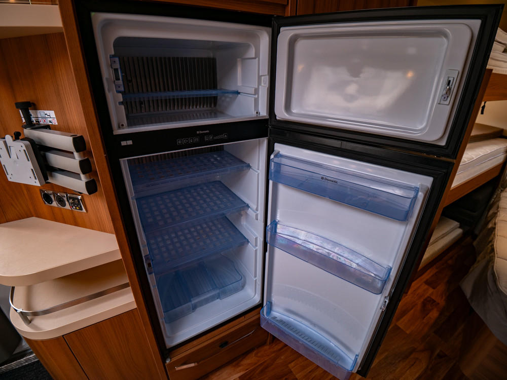 Knaus-590 UK Scandinavian edition *Förtält *AC *ALDE-(2015)-3103071