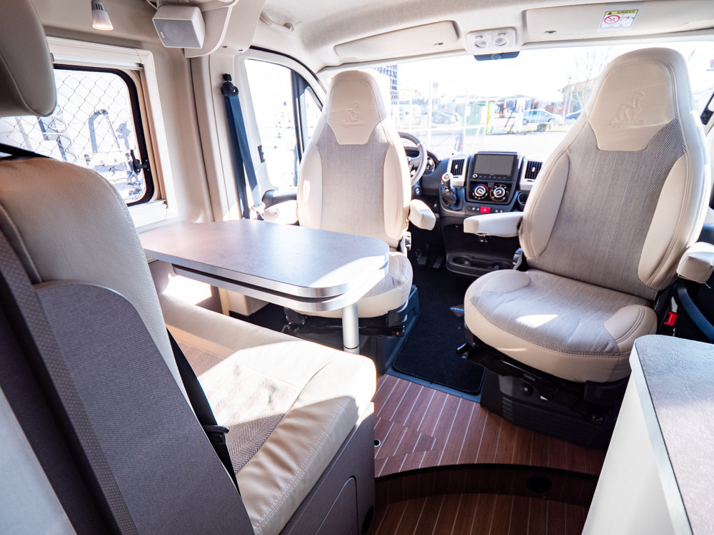 Etrusco-540 DB *Under 6m *3500kg *Dragkrok-(2021)-3103045