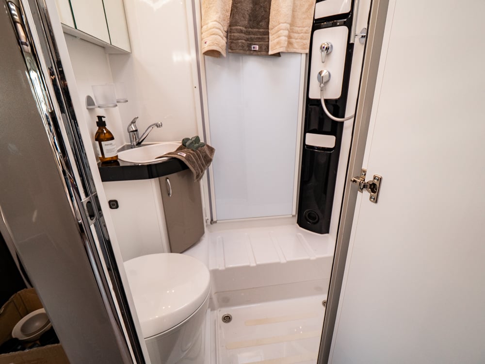 Hobby-Optima Premium T 75 HGE *AC bodel *Långbäddar-(2020)