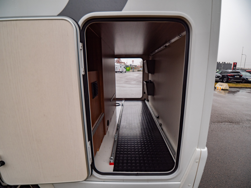 Pilote-G 600 G *Automat *Låg skatt *3500kg *Under 6m-(2019)