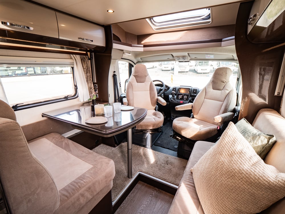 Hobby-Optima Premium T 75 HGE *AC bodel *Långbäddar-(2020)