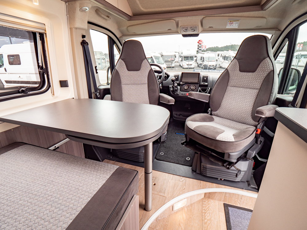 Hobby-Vantana K 65 ET *Långbäddar *Solcell *3500kg-(2023)